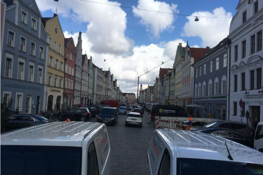 Landshut Neustadt im Mai 2026 Landshut Neustadt im Mai 2026 - Blick vom Denkmal nach Norden